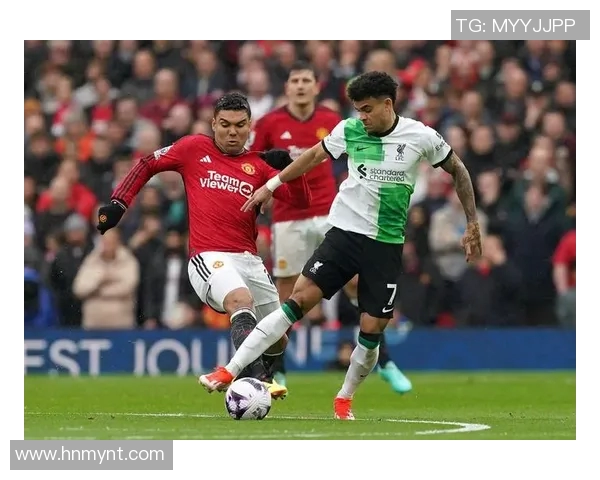 英超焦点战：利物浦迎战曼联，豪门对决即将打响！