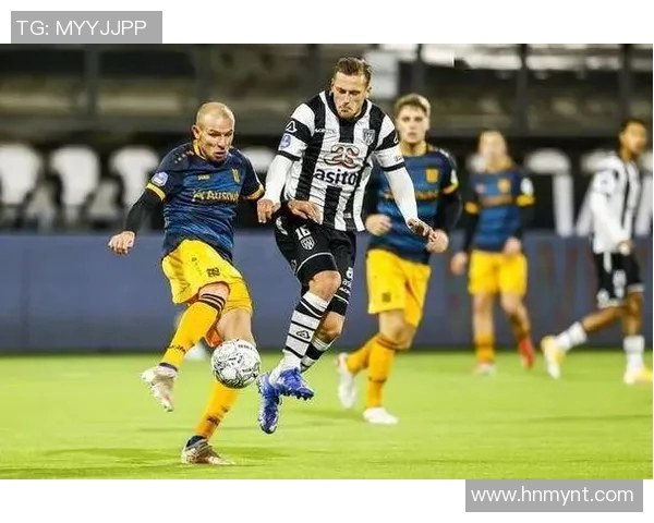 沙尔克04凭借出色表现，轻松战胜弗赖堡，德甲赛场再次取得胜利