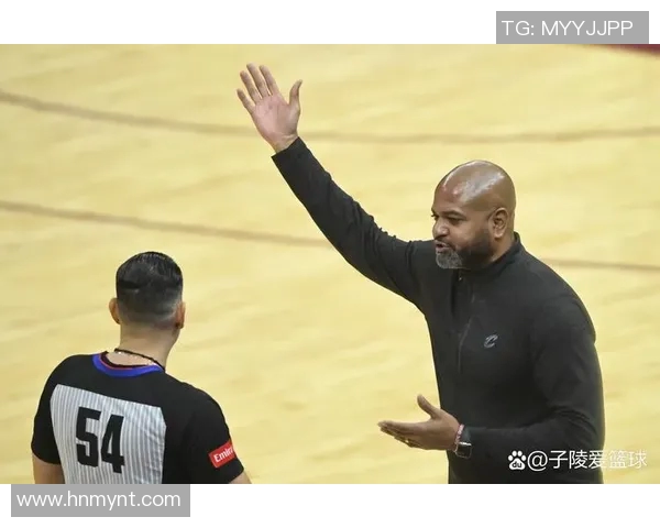 骑士遭遇连败，球队教练组密谋调整阵容提振士气